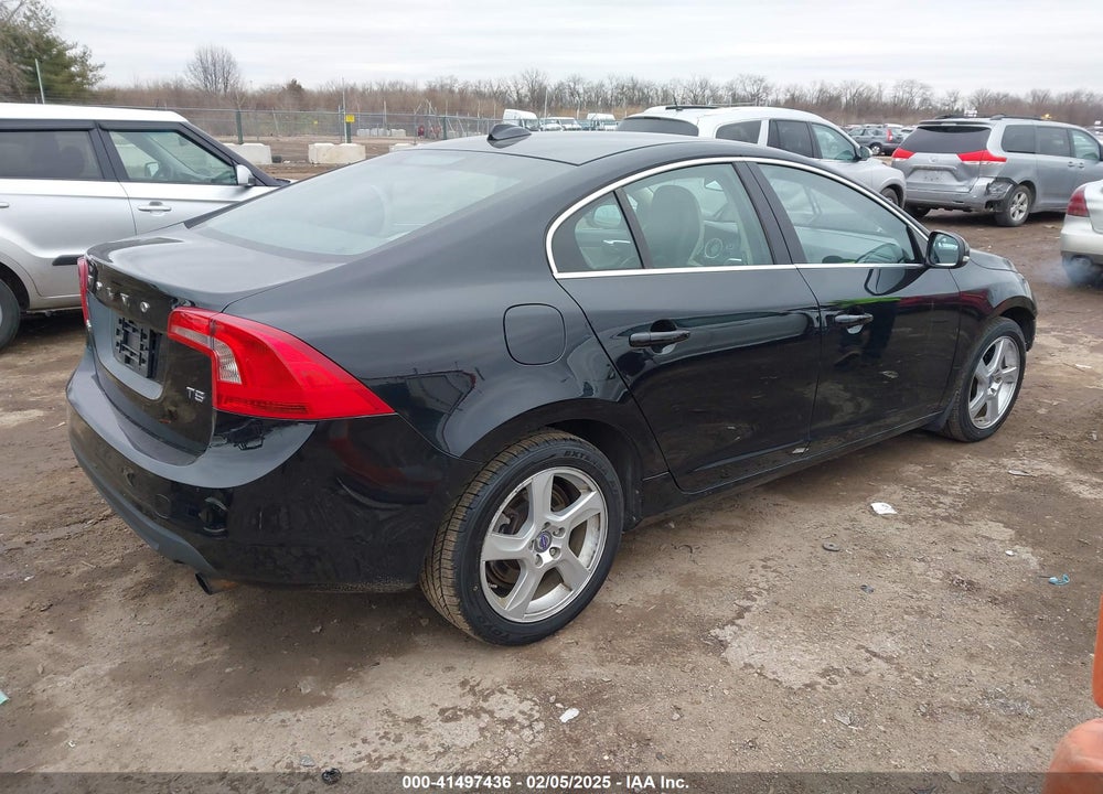 2012 VOLVO S60 VIN: YV1622FS7C2119076