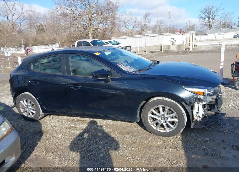 2018 MAZDA 3 SPORT VIN: 3MZBN1K73JM226796