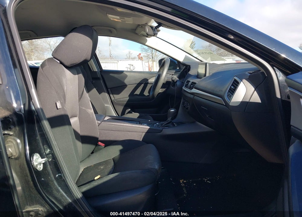 2018 MAZDA 3 SPORT VIN: 3MZBN1K73JM226796
