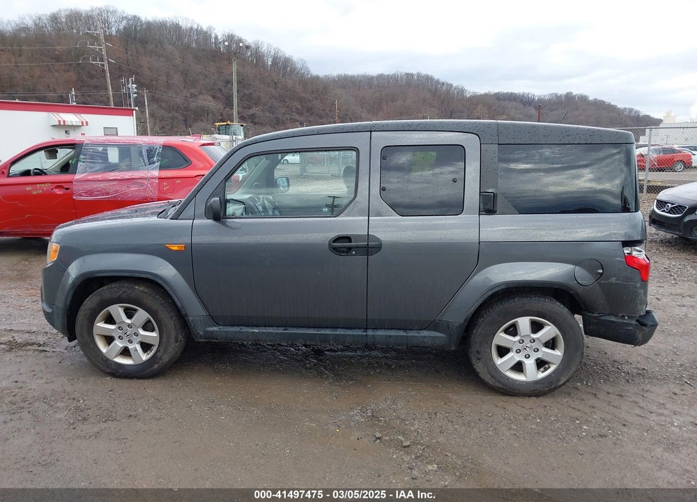 2011 HONDA ELEMENT EX VIN: 5J6YH2H73BL005035
