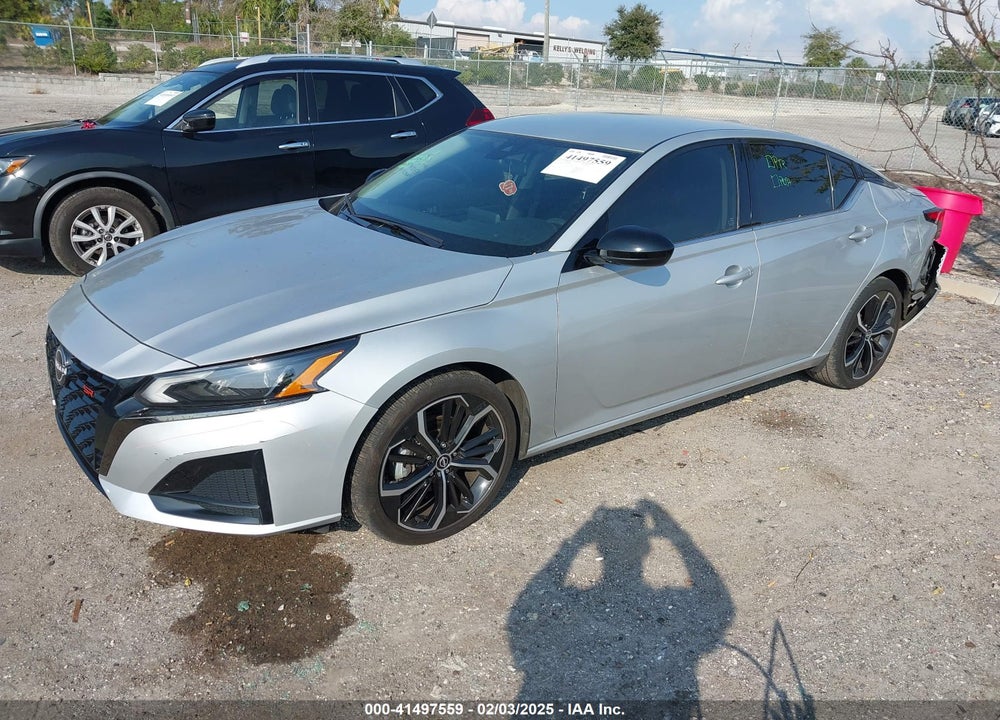 2023 NISSAN ALTIMA SR FWD VIN: 1N4BL4CV1PN341960