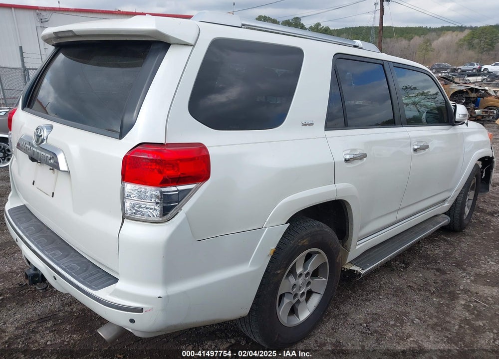 2011 TOYOTA 4RUNNER SR5 V6 VIN: JTEZU5JR5B5022745
