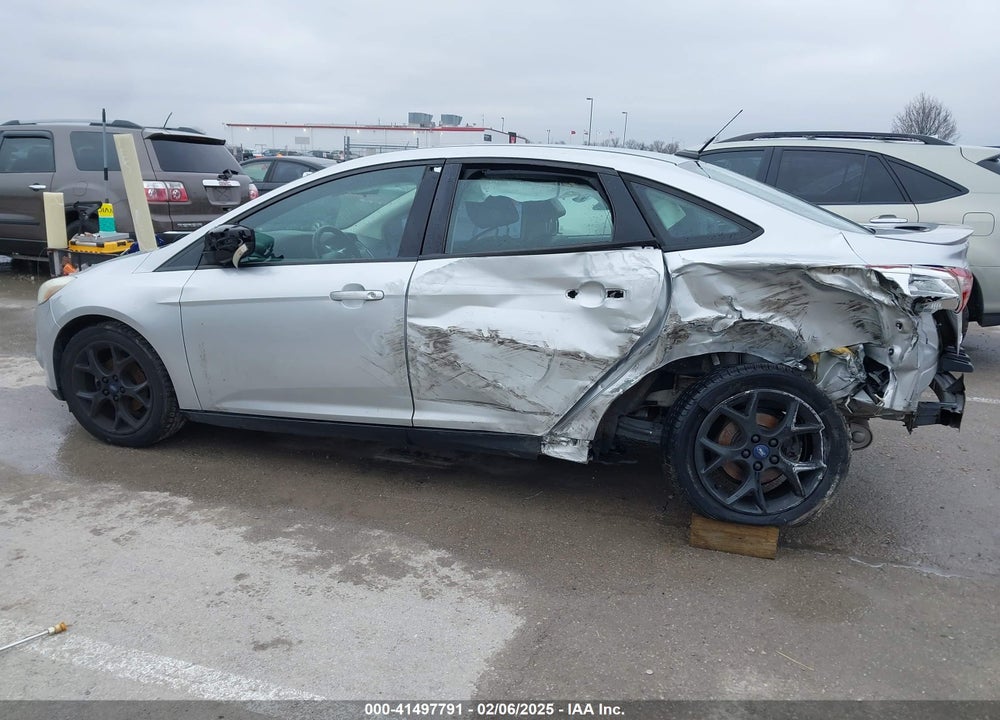 2014 FORD FOCUS SE VIN: 1FADP3F2XEL330912