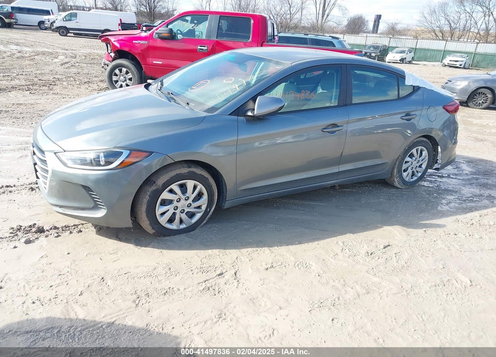 2017 HYUNDAI ELANTRA VIN: KMHD74LF2HU352906