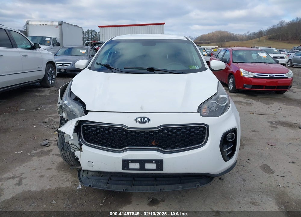 2019 KIA SPORTAGE LX VIN: KNDPMCAC4K7531189