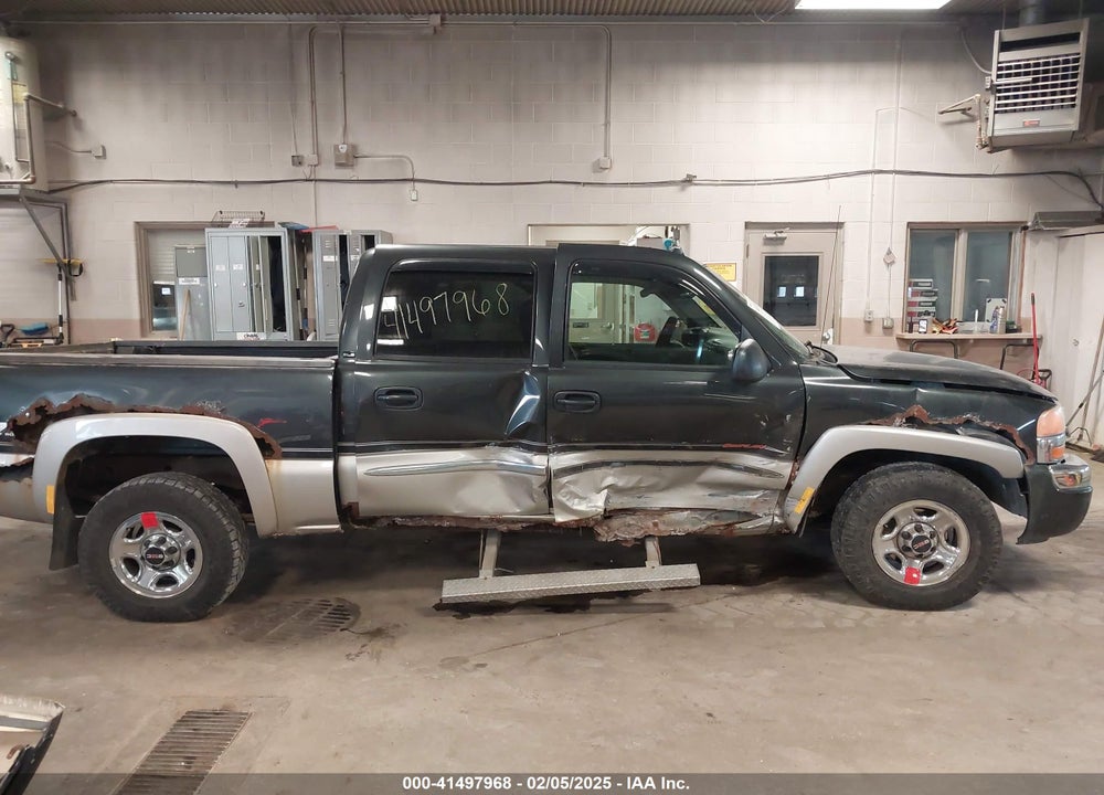 2004 GMC SIERRA 1500 SLE VIN: 2GTEK13T741338064