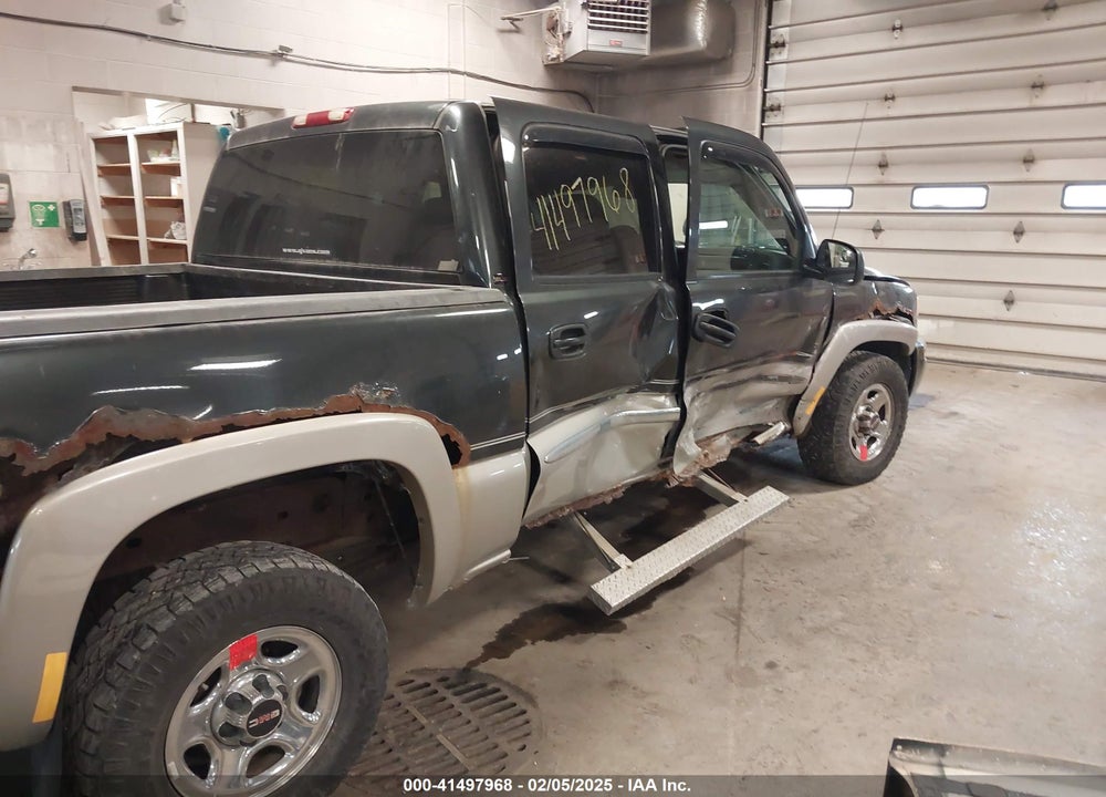 2004 GMC SIERRA 1500 SLE VIN: 2GTEK13T741338064
