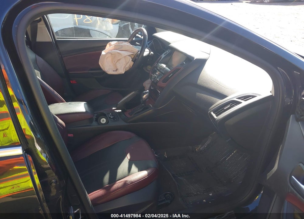 2013 FORD FOCUS VIN: 1FADP3J23DL330479