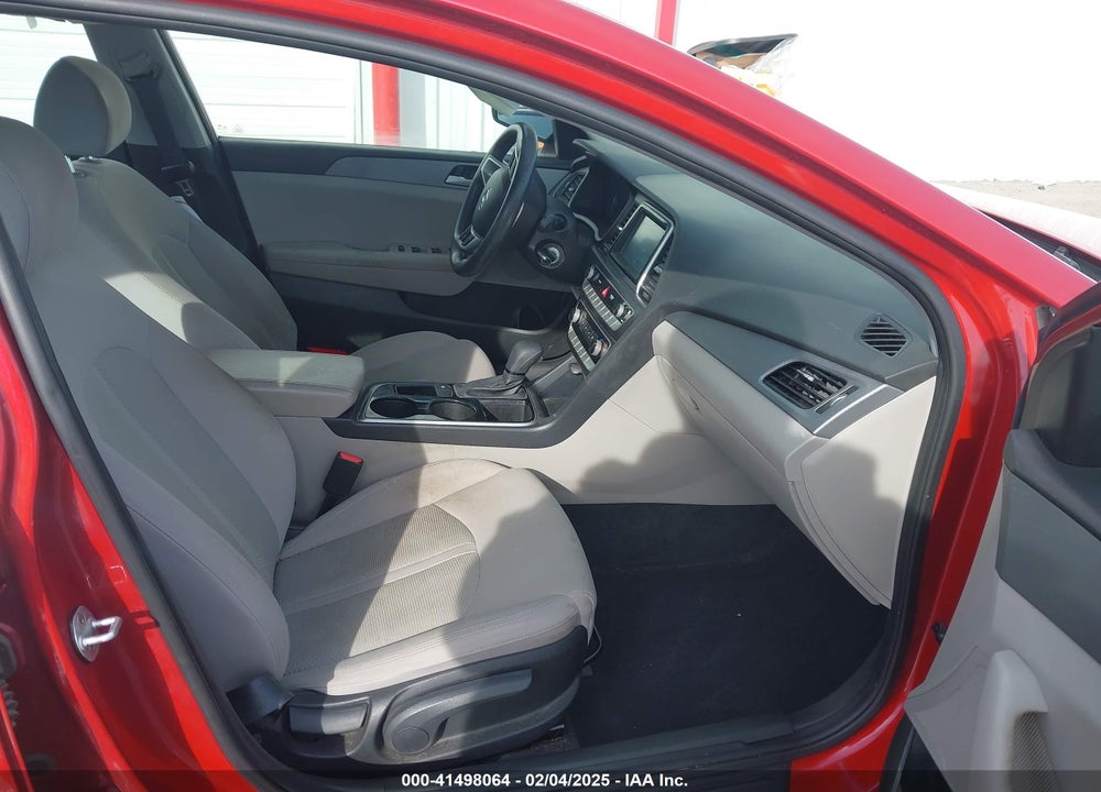 2018 HYUNDAI SONATA VIN: 5NPE24AF1JH688430