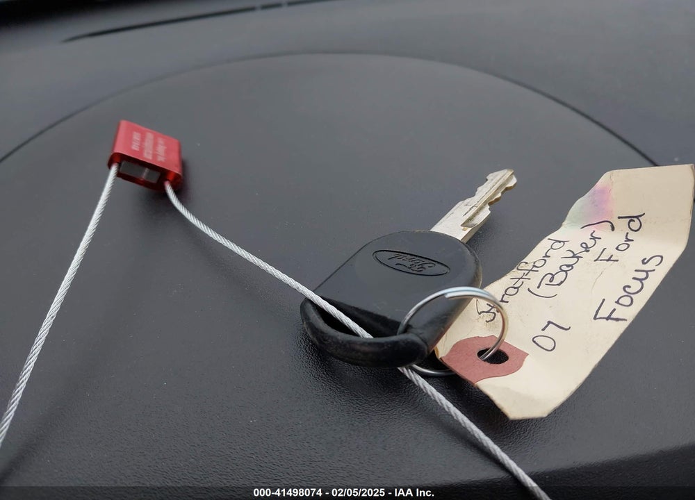 2007 FORD FOCUS S/SE/SES VIN: 1FAFP34N07W127583
