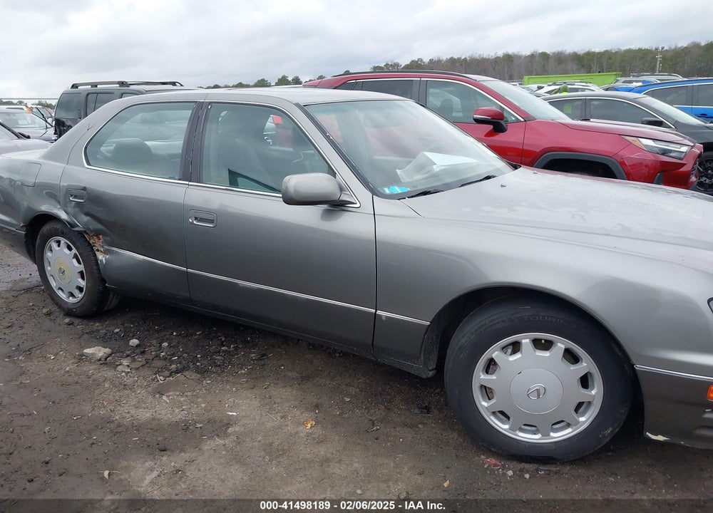 1996 LEXUS LS 400 VIN: JT8BH22F5T0065184