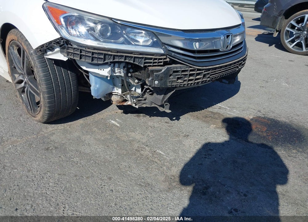 2016 HONDA ACCORD VIN: 1HGCR2F50GA144655