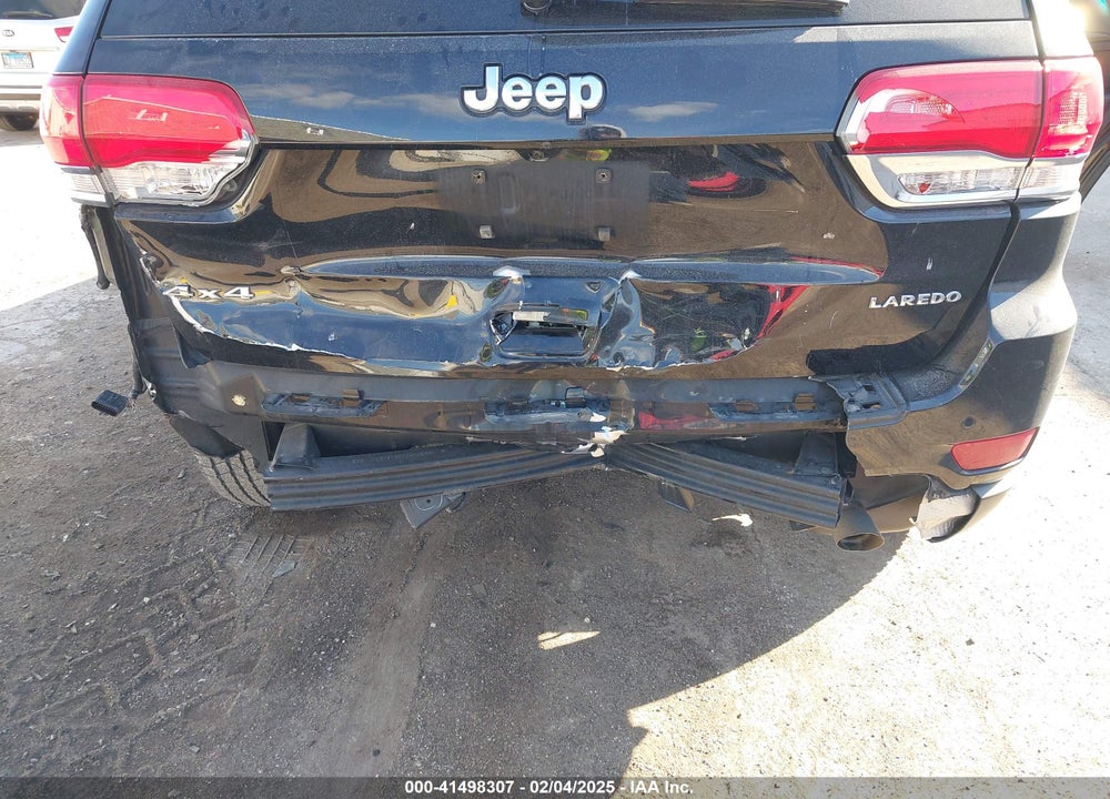 2017 JEEP GRAND CHEROKEE VIN: 1C4RJFAG0HC674615