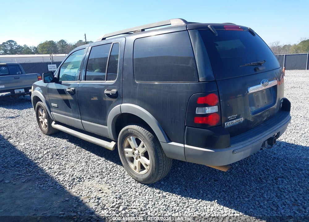 2006 FORD EXPLORER XLT VIN: 1FMEU73886UB29427