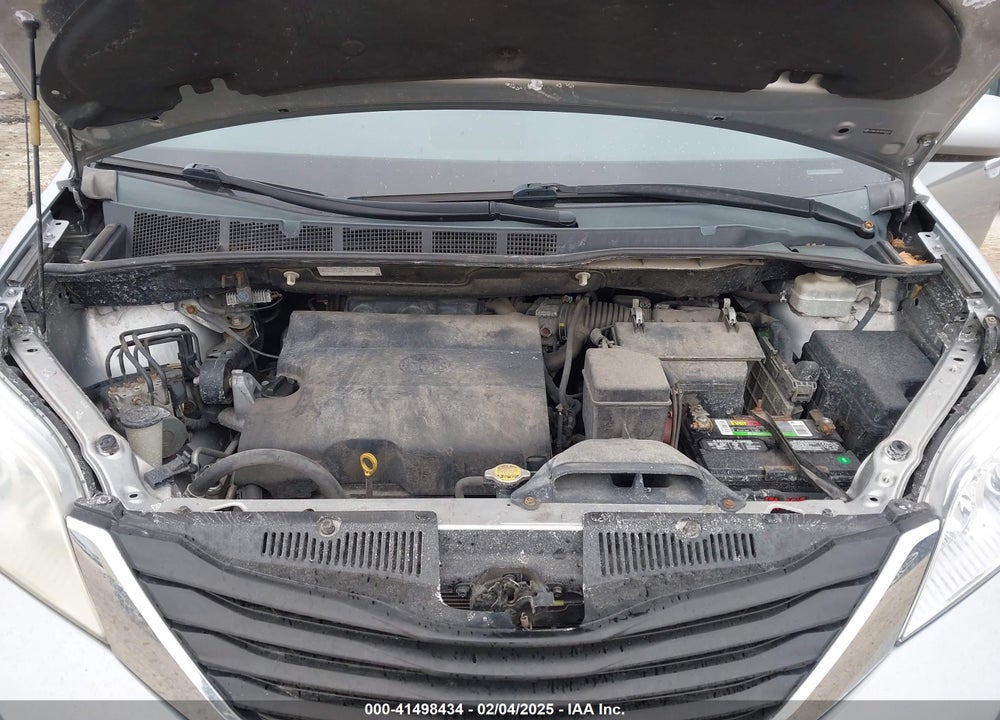 2011 TOYOTA SIENNA LE V6 VIN: 5TDKK3DC0BS003697