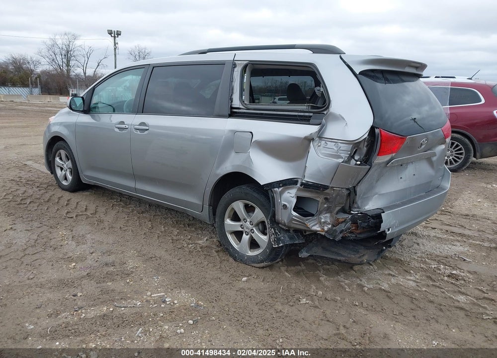 2011 TOYOTA SIENNA LE V6 VIN: 5TDKK3DC0BS003697