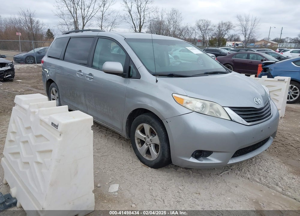 2011 TOYOTA SIENNA LE V6 VIN: 5TDKK3DC0BS003697