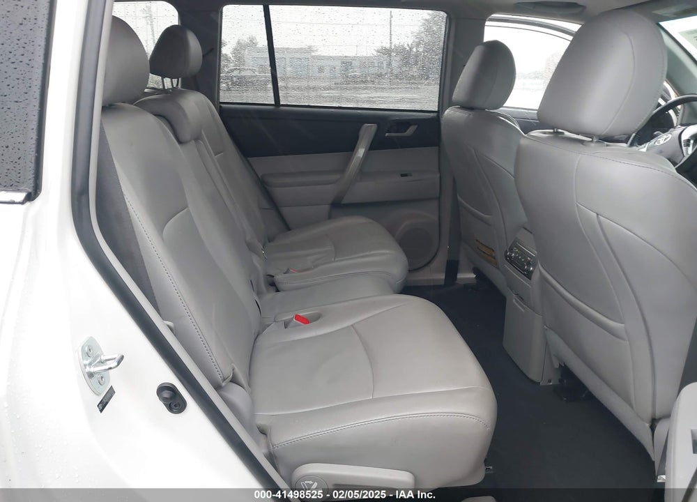 2011 TOYOTA HIGHLANDER SE V6 VIN: 5TDBK3EH7BS078357