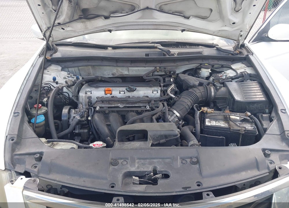 2009 HONDA ACCORD VIN: 1HGCP26499A043775