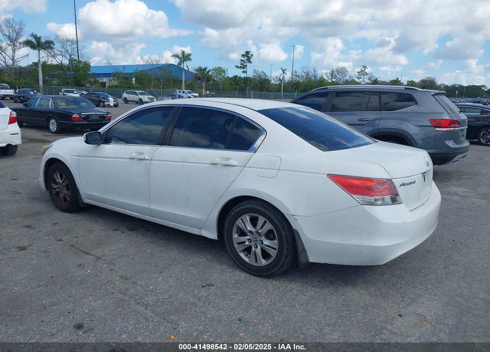 2009 HONDA ACCORD VIN: 1HGCP26499A043775