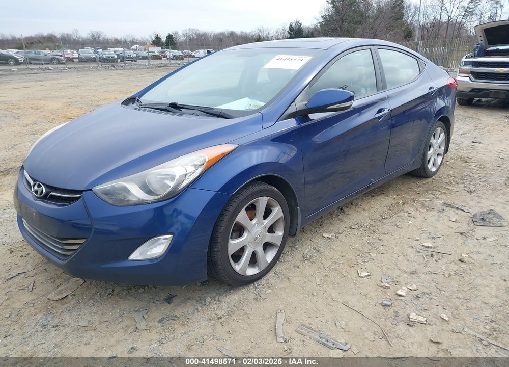 2013 HYUNDAI ELANTRA VIN: KMHDH4AE8DU782537