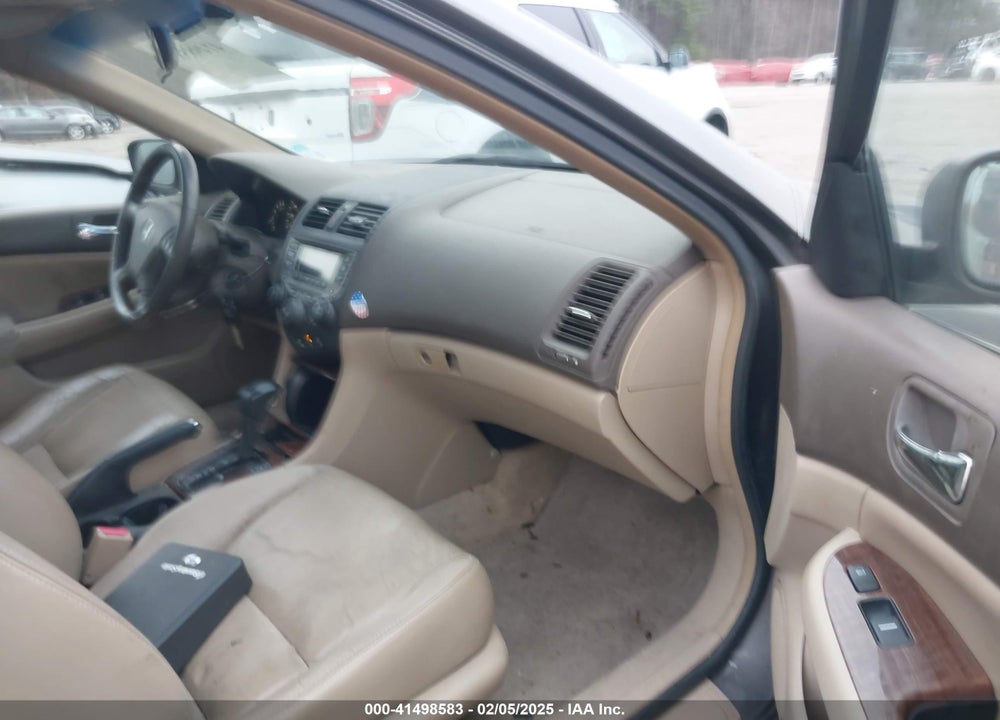 2007 HONDA ACCORD VIN: 1HGCM56867A142273