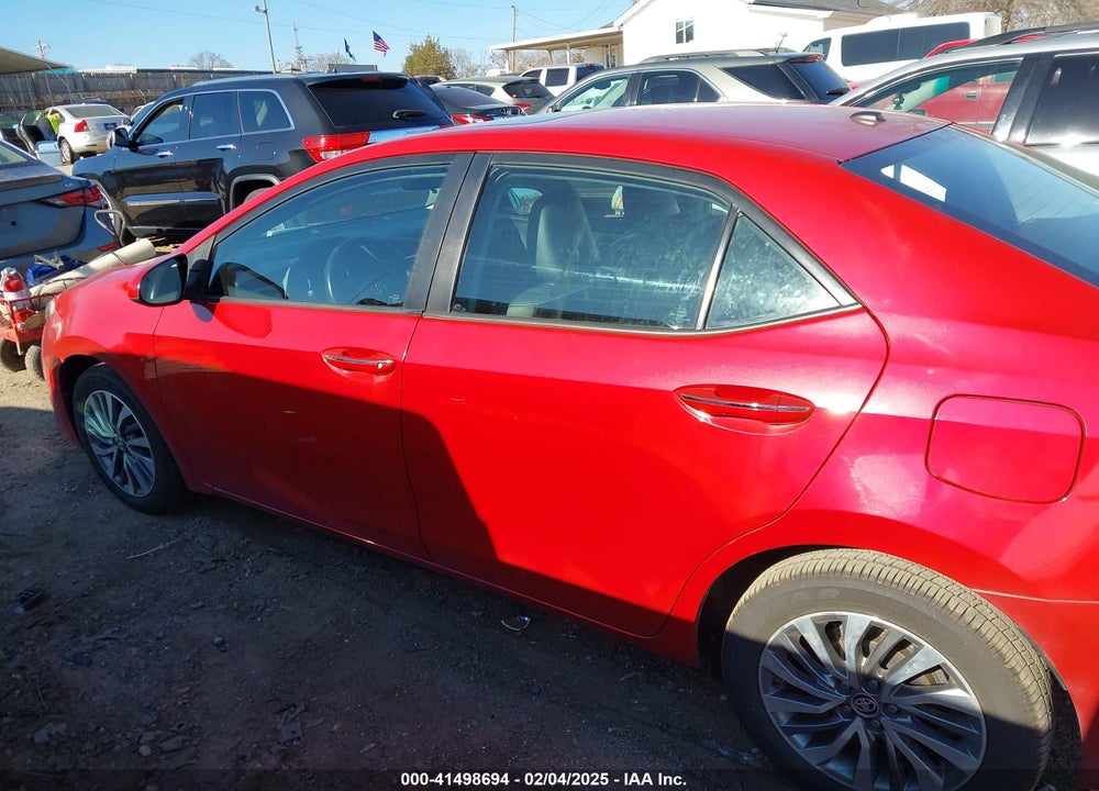 2018 TOYOTA COROLLA VIN: 2T1BURHE2JC076098