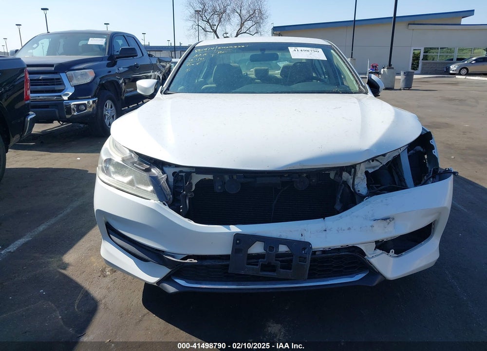 2017 HONDA ACCORD VIN: 1HGCR2F34HA194975