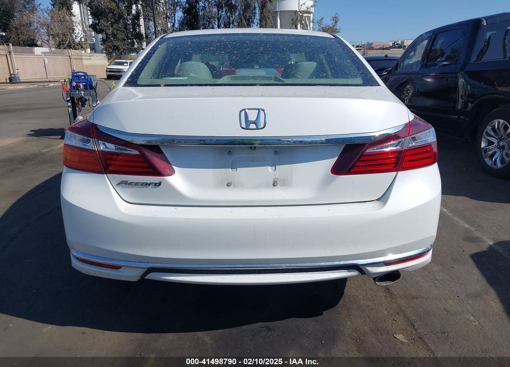 2017 HONDA ACCORD VIN: 1HGCR2F34HA194975