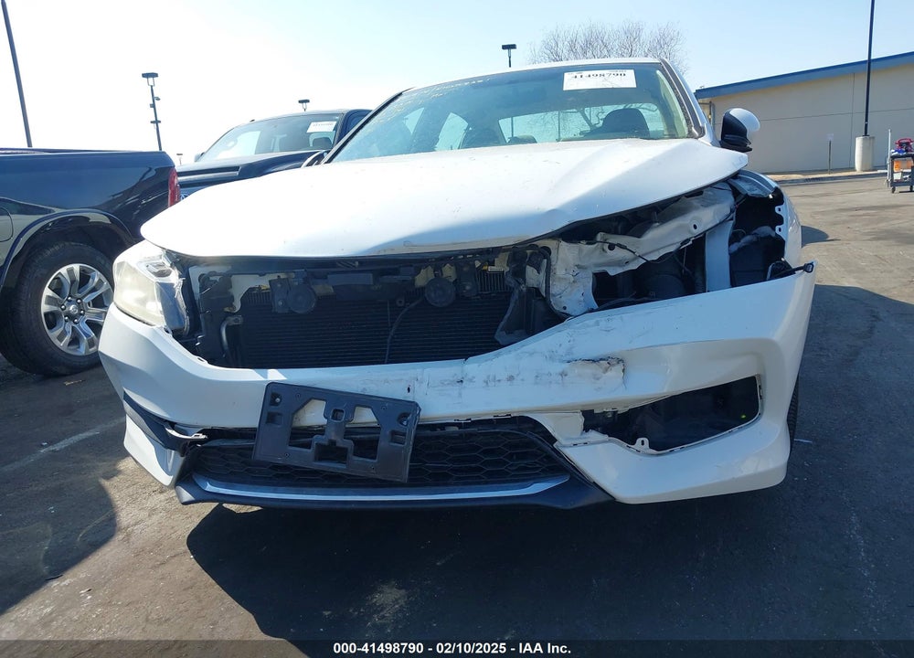 2017 HONDA ACCORD VIN: 1HGCR2F34HA194975