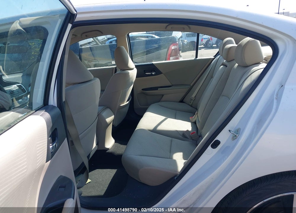 2017 HONDA ACCORD VIN: 1HGCR2F34HA194975
