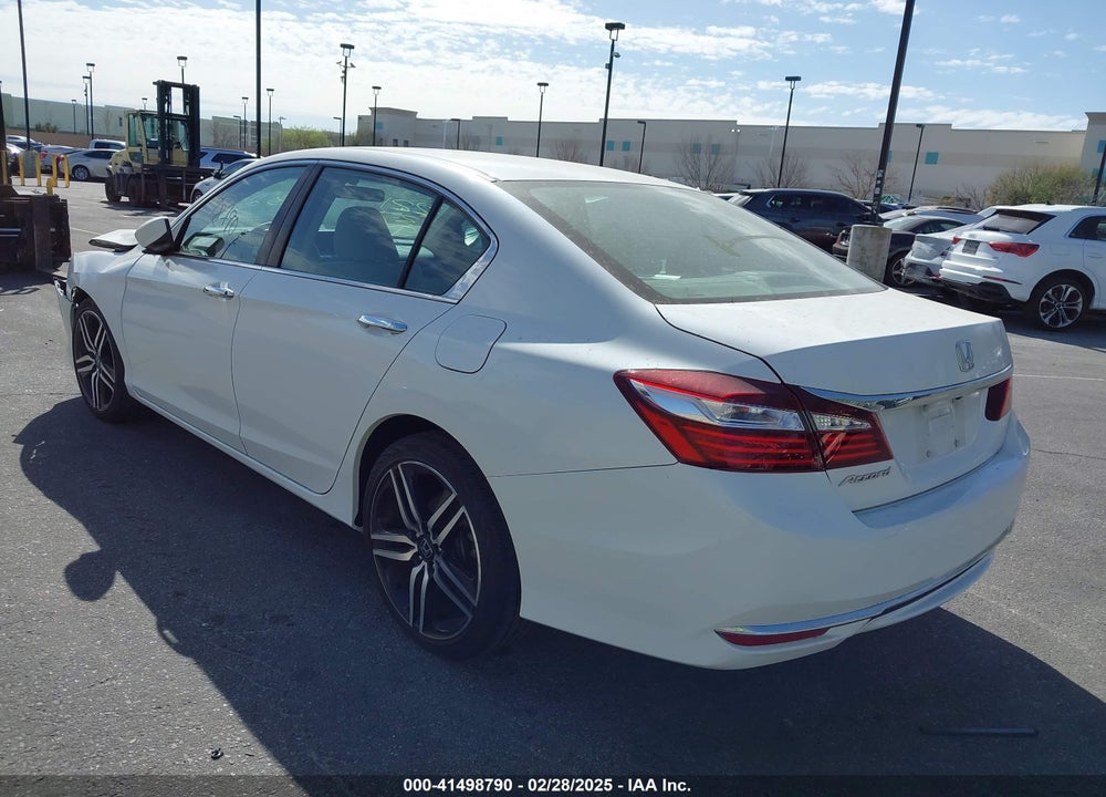 2017 HONDA ACCORD VIN: 1HGCR2F34HA194975