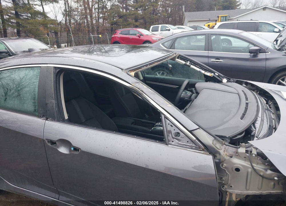 2018 HONDA CIVIC EX VIN: 19XFC2F85JE009957