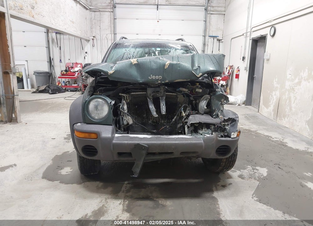 2003 JEEP LIBERTY SPORT VIN: 1J4GL48KX3W561126