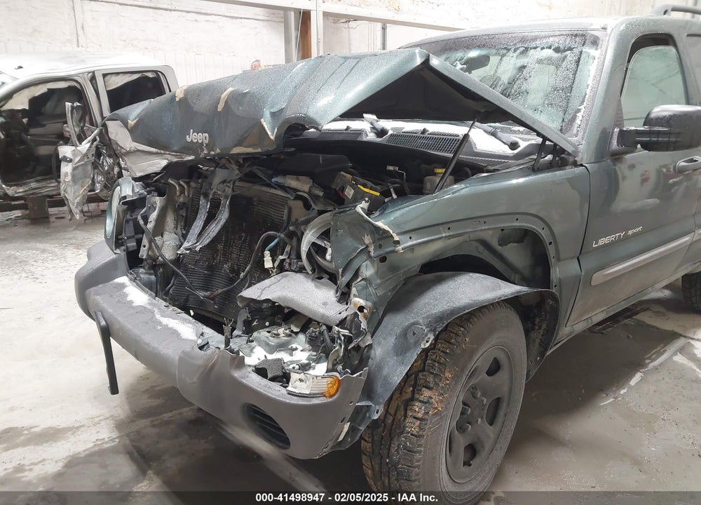 2003 JEEP LIBERTY SPORT VIN: 1J4GL48KX3W561126