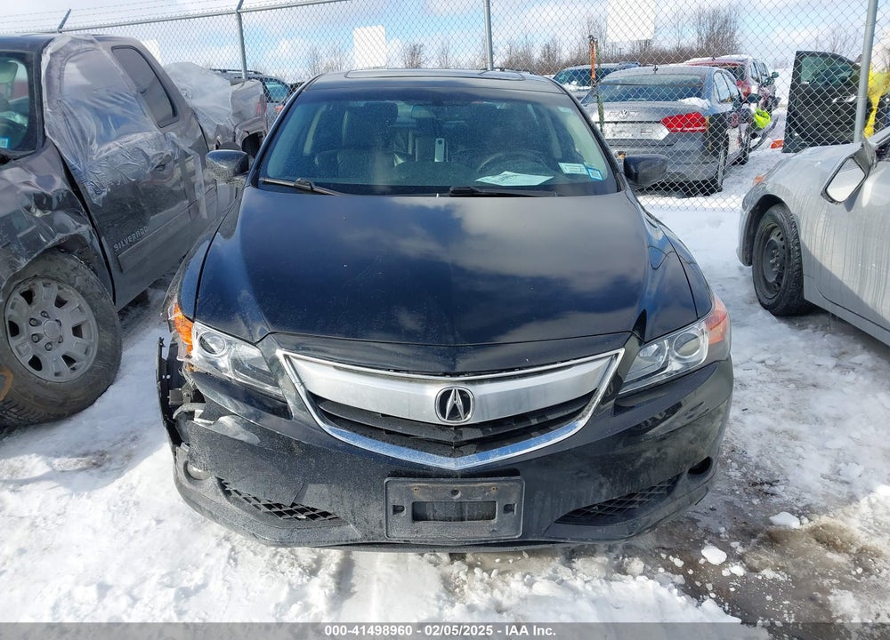 2013 ACURA ILX VIN: 19VDE2E51DE000596