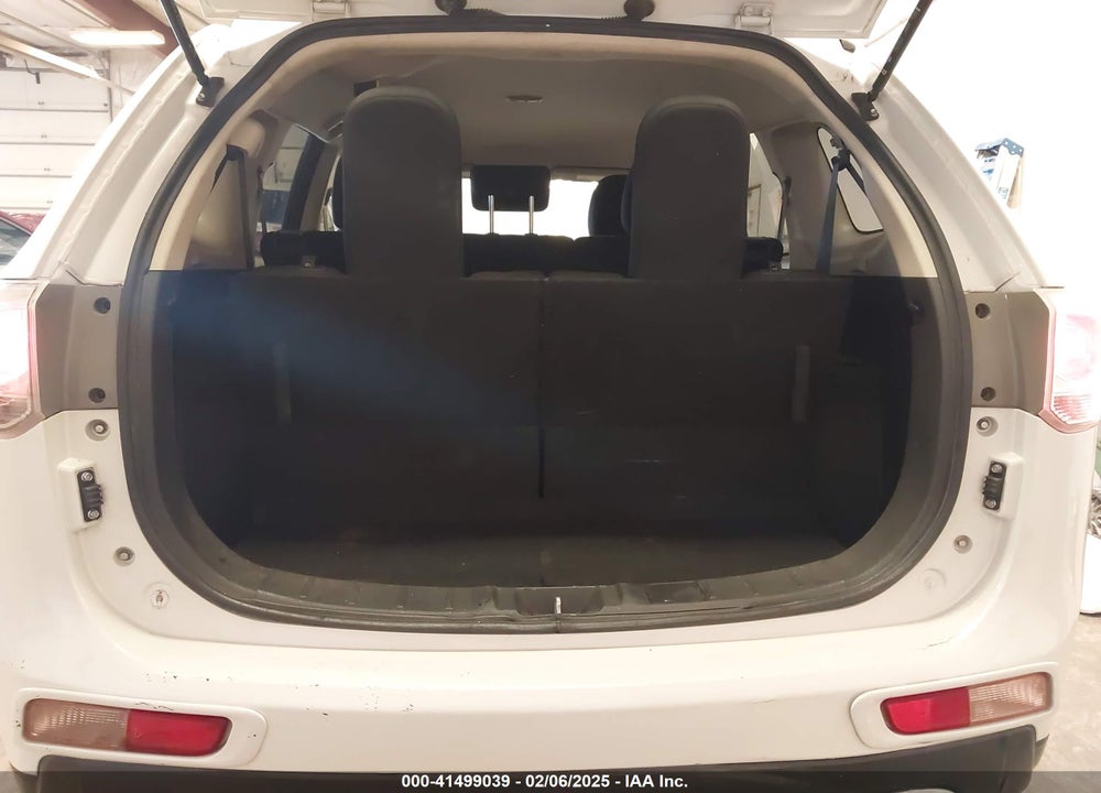 2015 MITSUBISHI OUTLANDER VIN: JA4AD2A33FZ014115