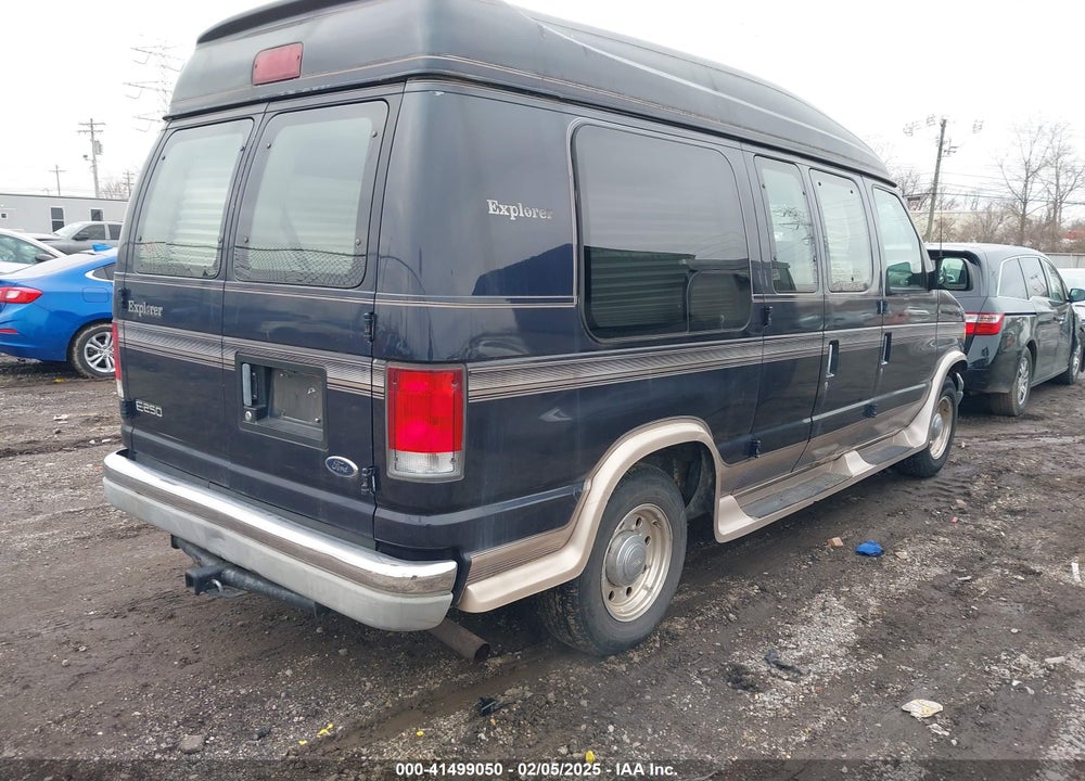 2000 FORD E-250 RECREATIONAL VIN: 1FDPE24L8YHC03162