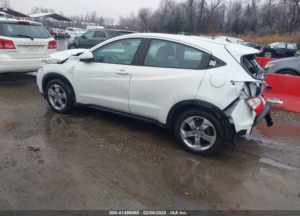 2022 HONDA HR-V AWD LX VIN: 3CZRU6H37NM722979