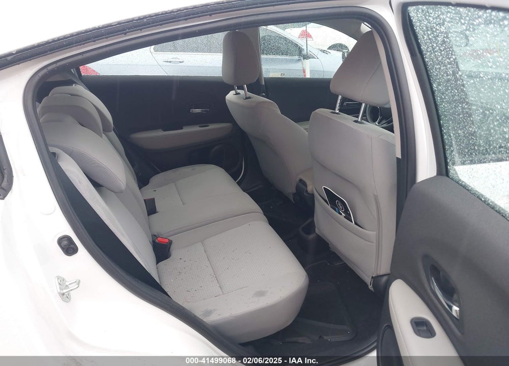 2022 HONDA HR-V AWD LX VIN: 3CZRU6H37NM722979