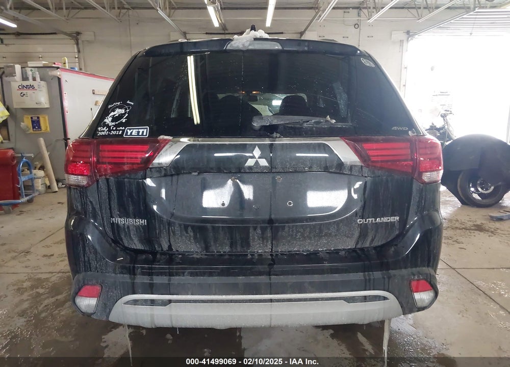 2019 MITSUBISHI OUTLANDER ES VIN: JA4AZ3A3XKZ033553