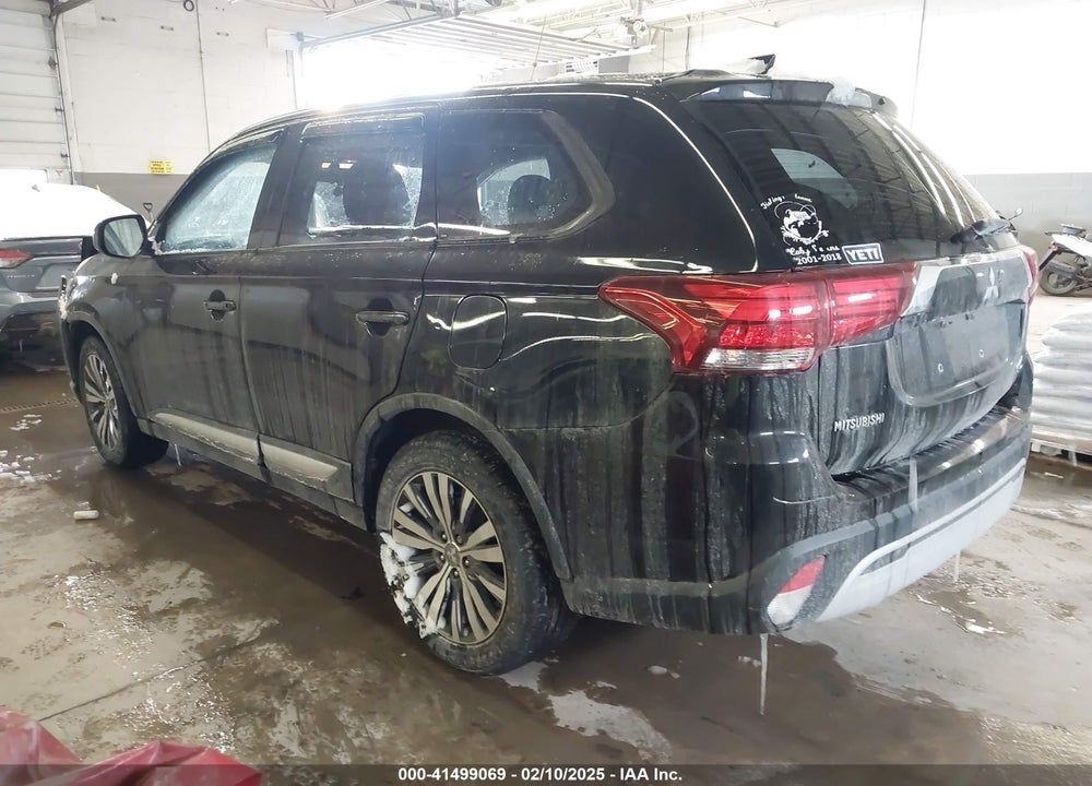 2019 MITSUBISHI OUTLANDER ES VIN: JA4AZ3A3XKZ033553