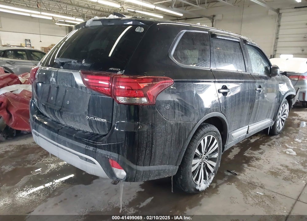 2019 MITSUBISHI OUTLANDER ES VIN: JA4AZ3A3XKZ033553