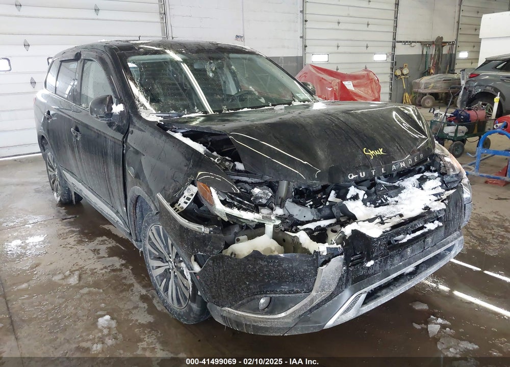 2019 MITSUBISHI OUTLANDER ES VIN: JA4AZ3A3XKZ033553