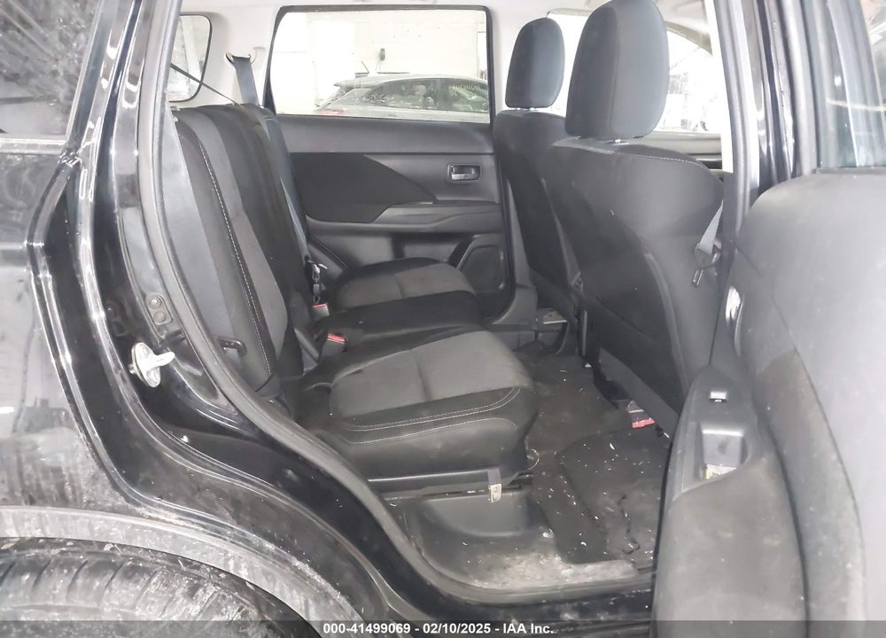 2019 MITSUBISHI OUTLANDER ES VIN: JA4AZ3A3XKZ033553