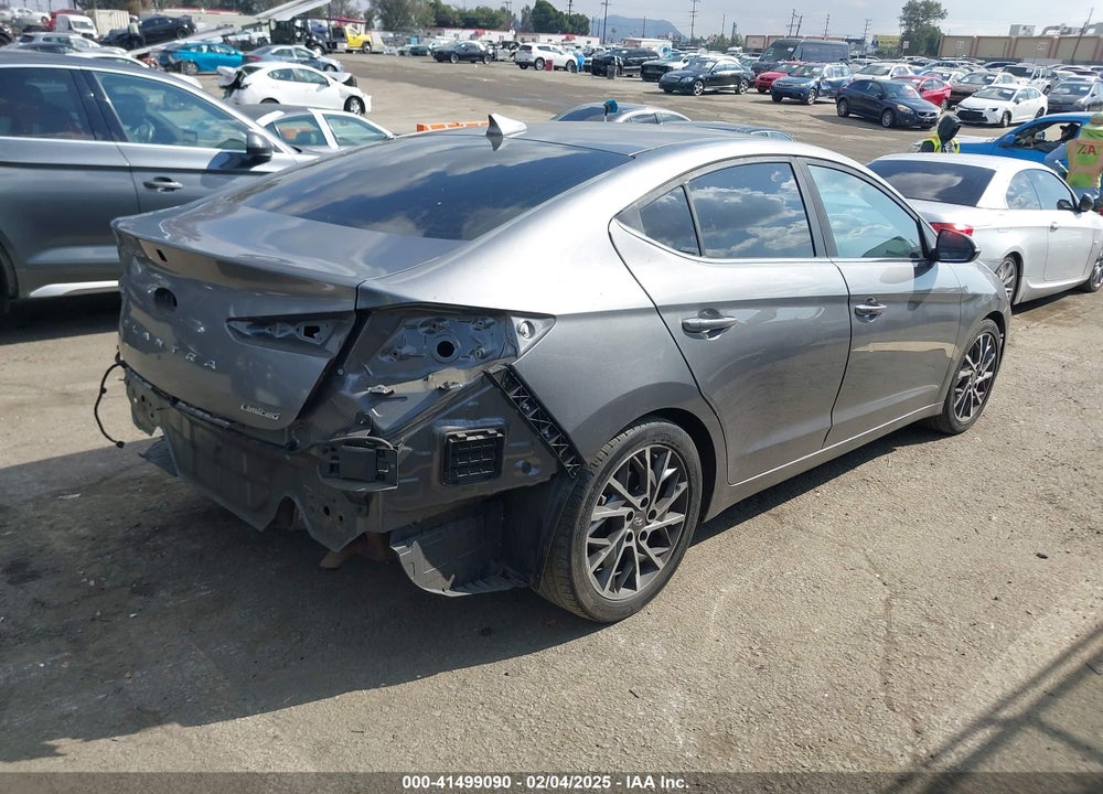 2020 HYUNDAI ELANTRA VIN: 5NPD84LFXLH532378