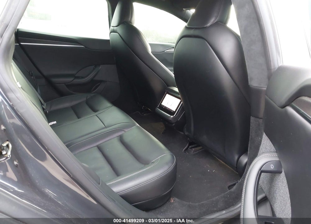 2021 TESLA MODEL S VIN: 5YJSA1E63MF433991