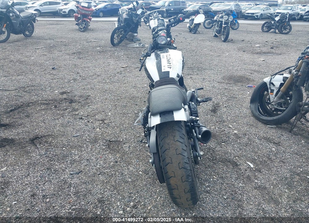 2020 INDIAN MOTORCYCLE CO. SCOUT BOBBER ABS VIN: 56KMTA007L3156645