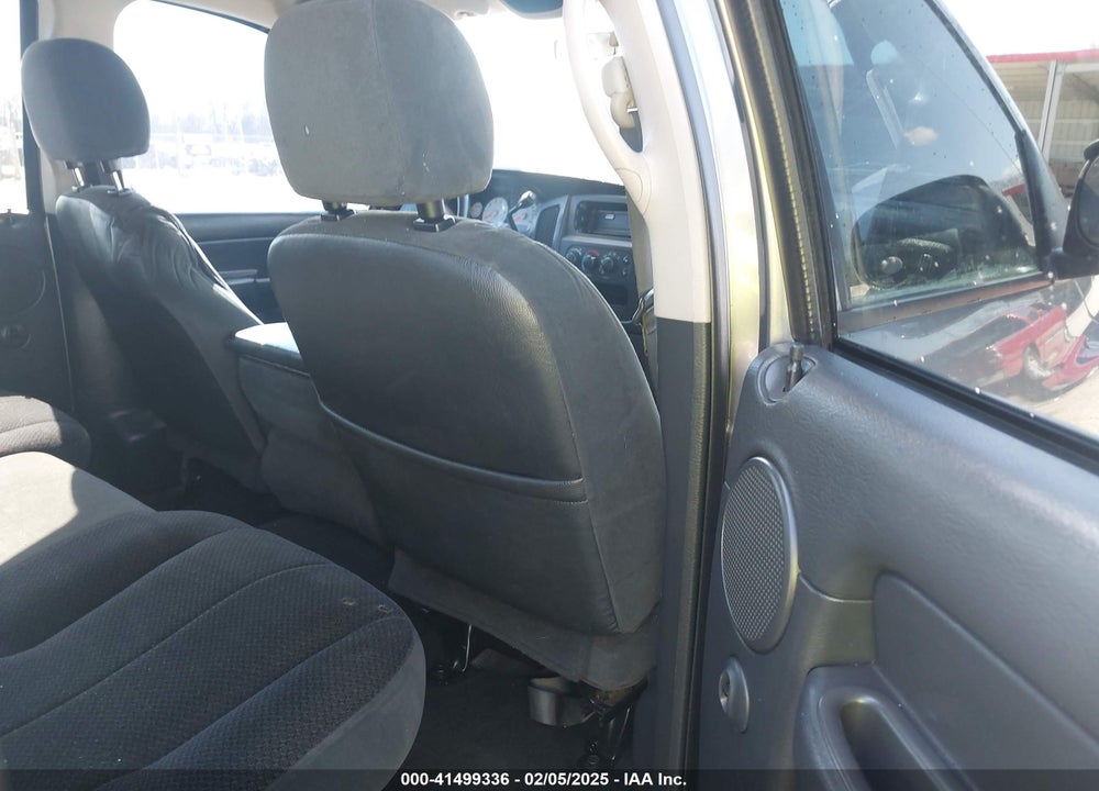 2005 DODGE RAM 1500 SLT/LARAMIE VIN: 1D7HA18N25J501940