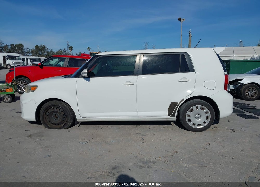 2015 SCION XB VIN: JTLZE4FE5FJ078560